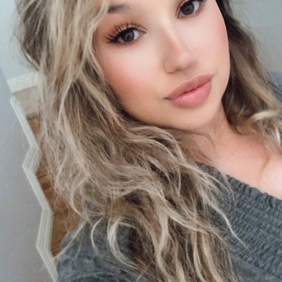 Meet your Posher, Catherine - Picture 2 of 5